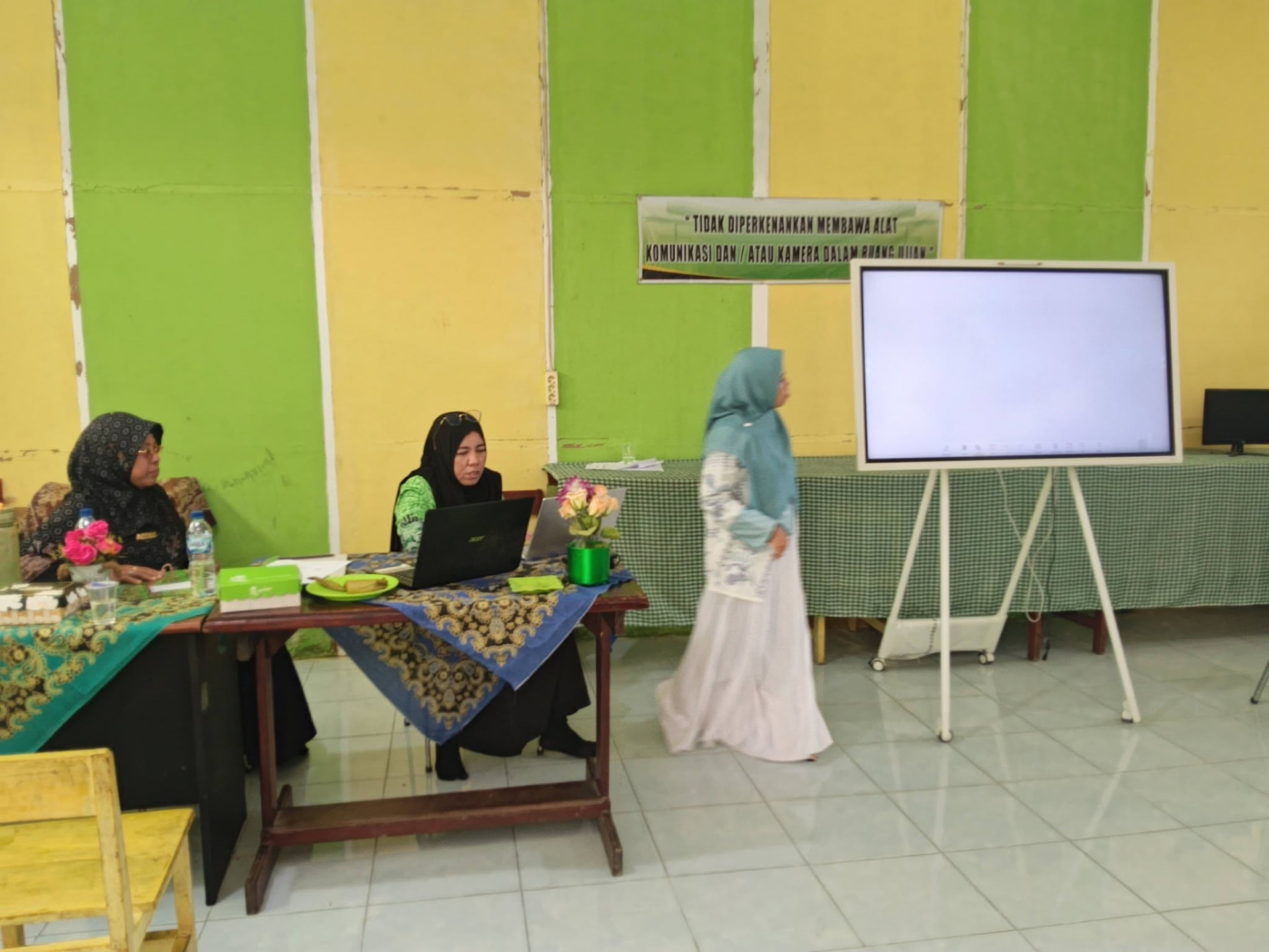 Pelatihan pemanfaatan TV digital di madrasah